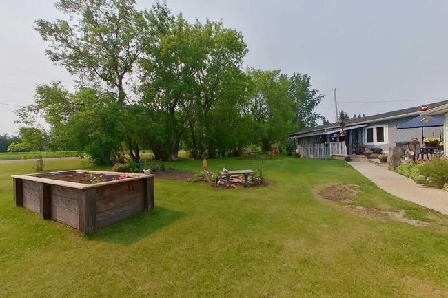 714 13 Street, House other with 3 bedrooms, 2 bathrooms and 5 parking in Smith AB | Image 35