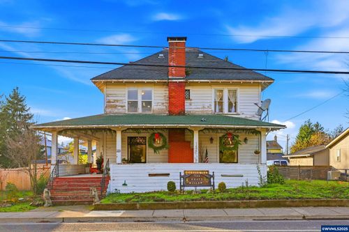 329 S 1st Ave, Mill City, OR, 97360-2324 | Card Image