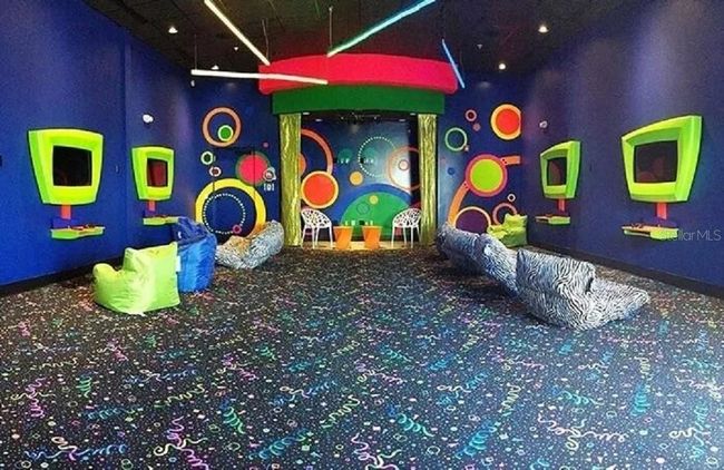 Arcade | Image 44