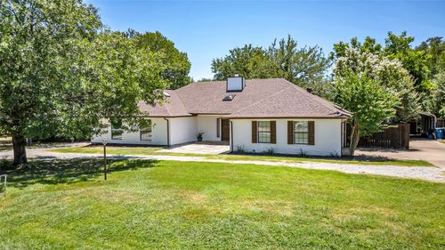 3210 Bluebonnet Cir, Weatherford, TX, 76087-9354 | Card Image