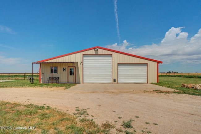 2647 N Highway 788, House other with 3 bedrooms, 2 bathrooms and null parking in Plainview TX | Image 37