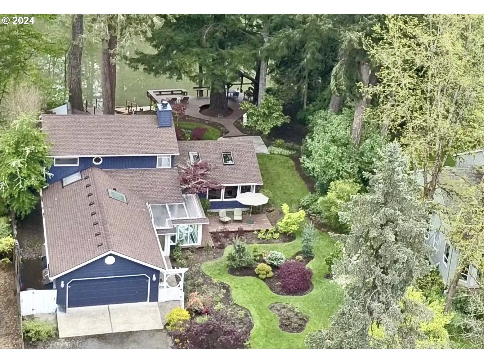 Ribera Ln, West Linn, OR 97068