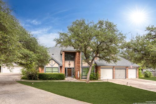 13216 Circle N Dr E, Helotes, TX, 78023-4102 | Card Image