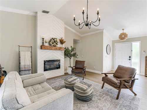 99 Nw 19th Street, Naples, FL, 34120 | Card Image