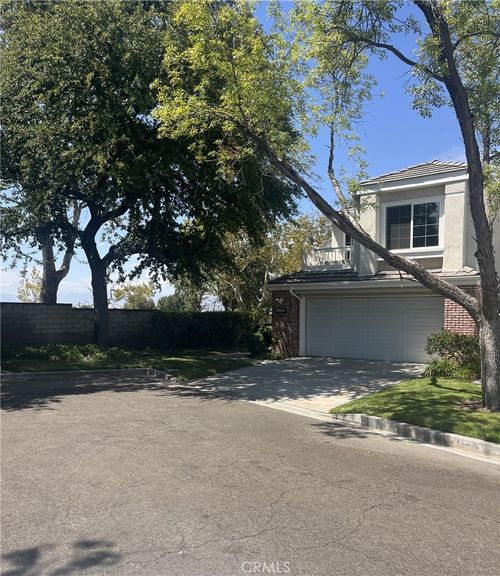 24502 Windsor, Valencia, CA, 91355 | Card Image