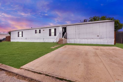 5014 Donner Lake Dr, San Antonio, TX, 78223-4505 | Card Image