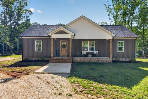 2146 Stonewall Rd, Concord, VA, 24538 | Card Image
