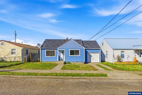 320 Juniper St, Sweet Home, OR, 97386-1935 | Card Image