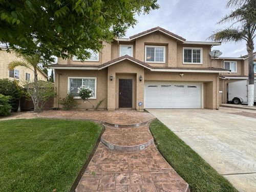 949 Barrera St, Soledad, CA, 93960-3603 | Card Image