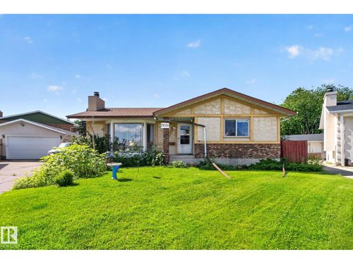 13050 32a St Nw, Edmonton, AB, T5A3E5 | Card Image