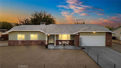 40305 174th St E, Lake Los Angeles, CA, 93591-3163 | Card Image