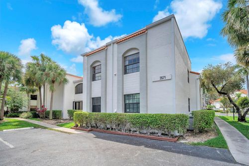 apt-343-3571 Magellan Cir, Aventura, FL, 33180-3718 | Card Image