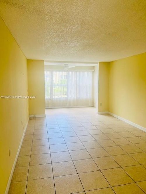 apt-205-8325 Sunrise Lakes Blvd, Sunrise, FL, 33322-1518 | Card Image