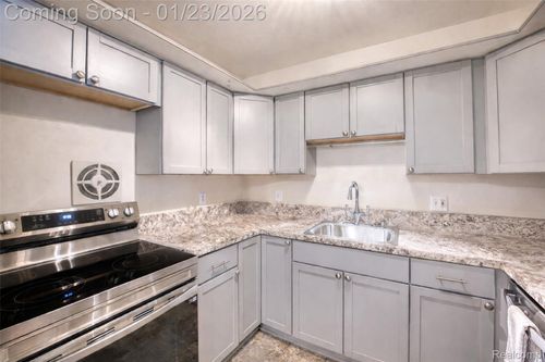 apt-2-1850 Axtell Dr, Troy, MI, 48084-4412 | Card Image