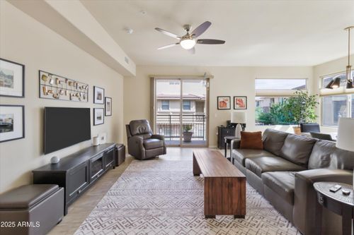 2088-17850 N 68th St, Phoenix, AZ, 85054-9100 | Card Image