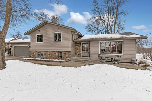 33744 Highland Ter, Avon, MN, 56310-9586 | Card Image
