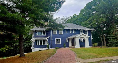 825 20th Ave, East Moline, IL, 61244-2217 | Card Image