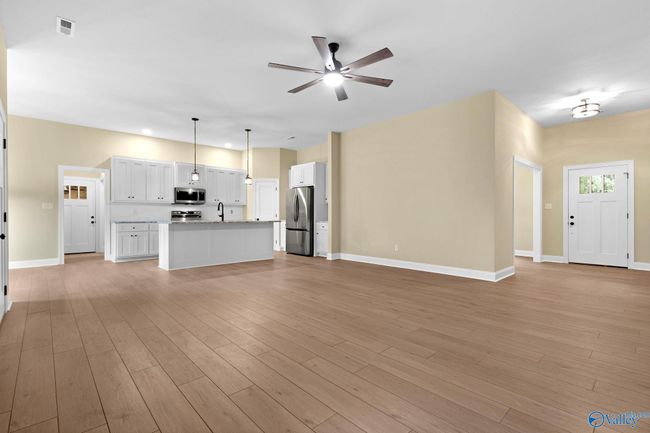 1112 Mountainview Rd Ne, House other with 4 bedrooms, 3 bathrooms and null parking in Hartselle AL | Image 12