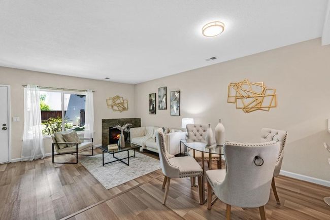 38652 Aurora Ter, Condo with 2 bedrooms, 2 bathrooms and 1 parking in Fremont CA | Image 5