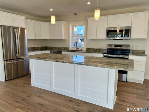 d-48 Cedar St, Branford, CT, 06405-4073 | Card Image