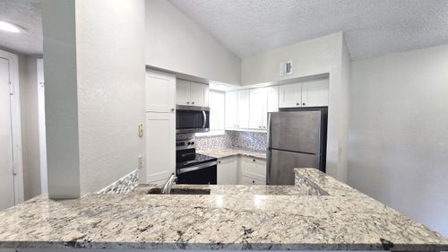 928-3400 Pinewalk Dr N, Margate, FL, 33063-7872 | Card Image