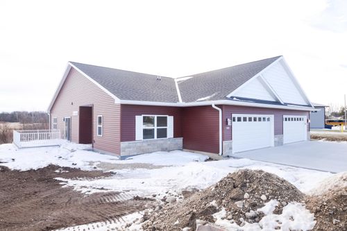 1322 Kettle Dr, Kewaskum, WI, 53040-1134 | Card Image