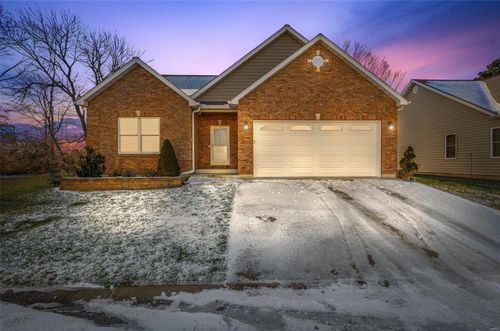 200 Walnut Ridge Drive, Farmington, MO, 63640 | Card Image