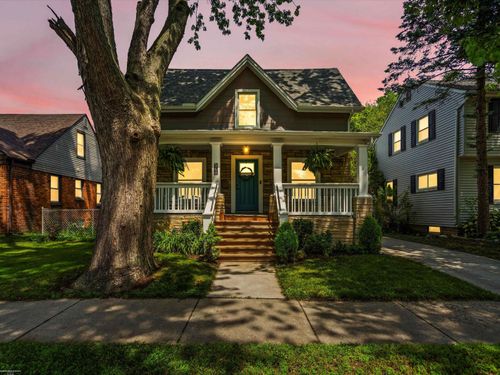 568 Leroy St, Ferndale, MI, 48220-1894 | Card Image