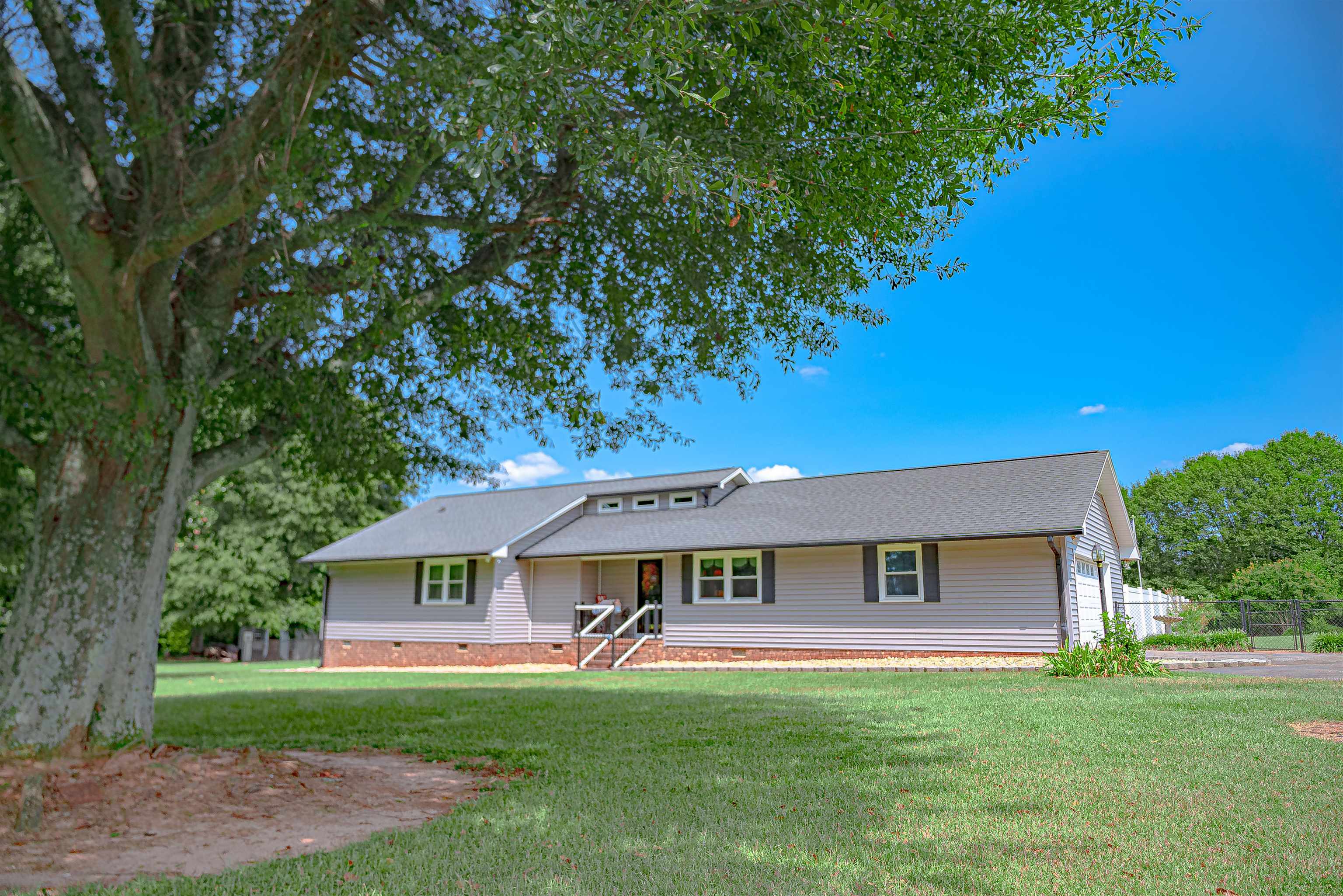 Grandview Dr, Inman, SC 29349