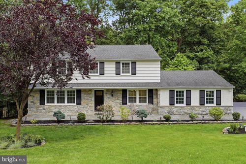 211 Oneida Ln, MALVERN, PA, 19355-3106 | Card Image