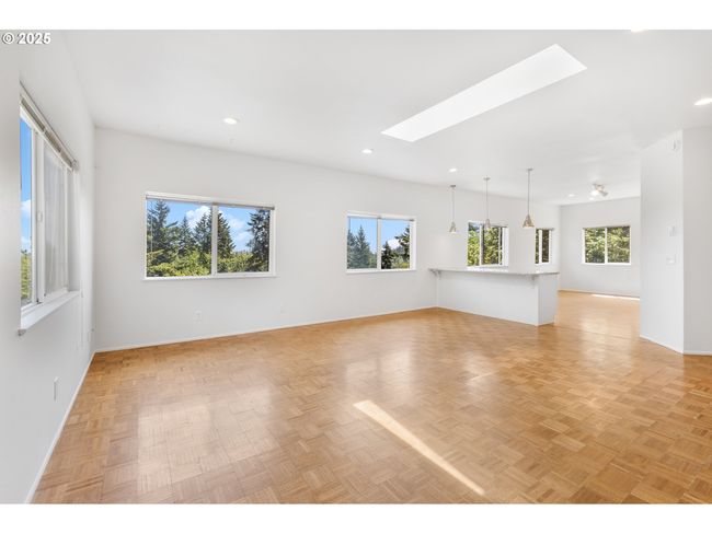 2689 Cupola Dr, House other with 4 bedrooms, 2 bathrooms and null parking in Eugene OR | Image 9