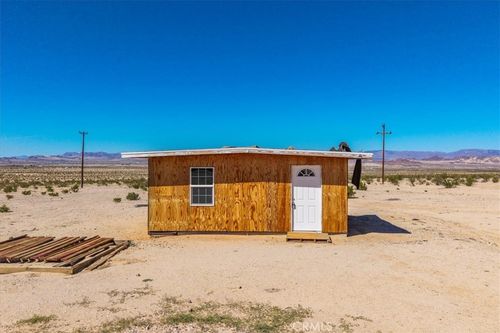 100 Cactus Jack Ave, Twentynine Palms, CA, 92277 | Card Image