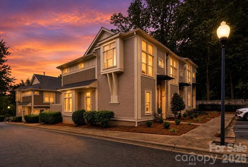 1073 Park West Dr, Charlotte, NC, 28209-1398 | Card Image