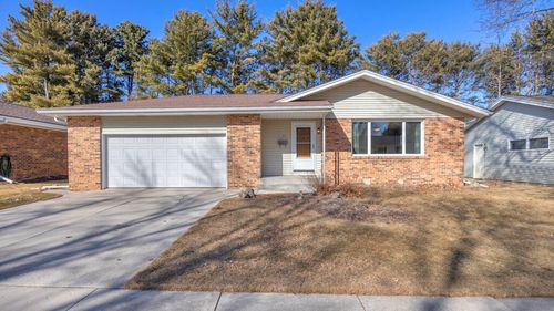1306 Castle Ave, Sheboygan, WI, 53081-7530 | Card Image
