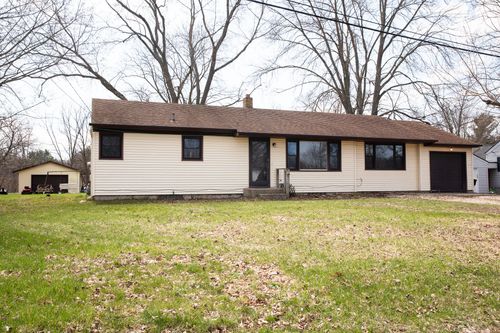 4556 Riverbend Dr Sw, Grand Rapids, MI, 49534-6529 | Card Image