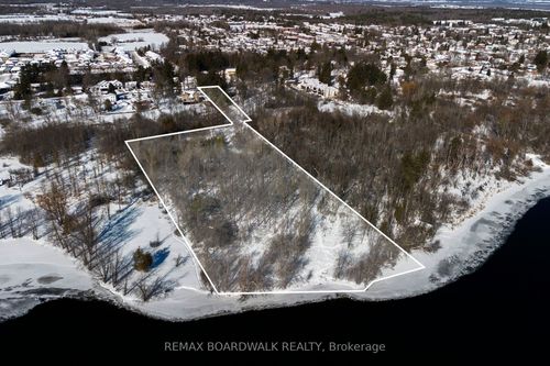 00 High St, Carleton Place, ON, K7C1X1 | Card Image