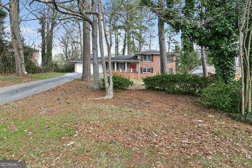 4050 Indian Lake Cir, Stone Mountain, GA, 30083-4440 | Card Image