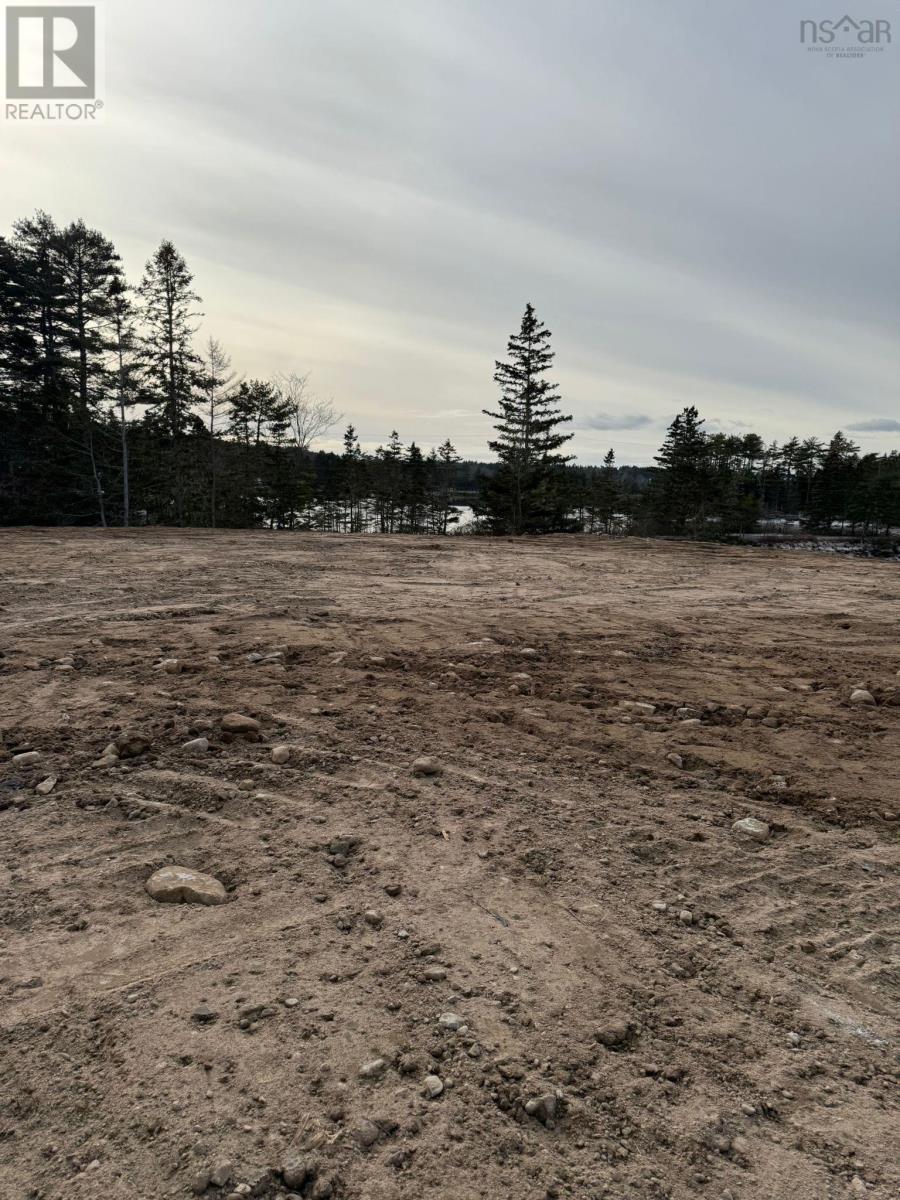 Land in Tantallon 5