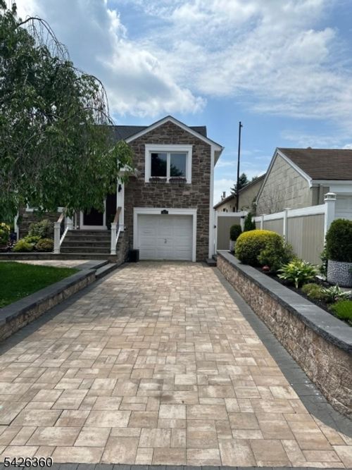 2837 Myrtle Ter, Linden, NJ, 07036-5114 | Card Image