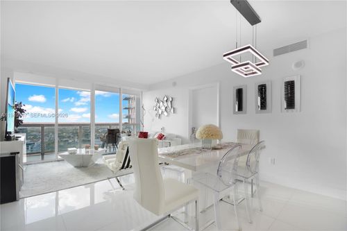 apt-3410-1800 N Bayshore Dr, Miami, FL, 33132-3233 | Card Image
