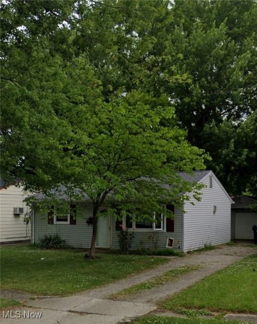608 Baldwin Ave, Elyria, OH, 44035-7214 | Card Image
