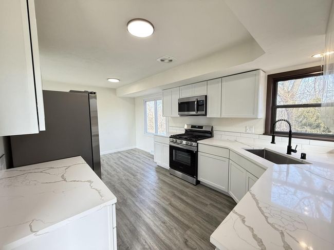 7723 E Wind Lake Road, House other with 3 bedrooms, 1 bathrooms and null parking in Norway WI | Image 6