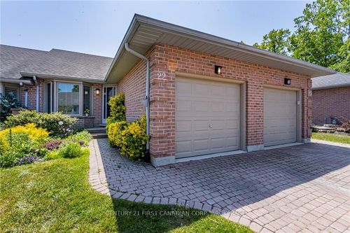 22-90 Ontario St S, Lambton Shores, ON, N0M1T0 | Card Image