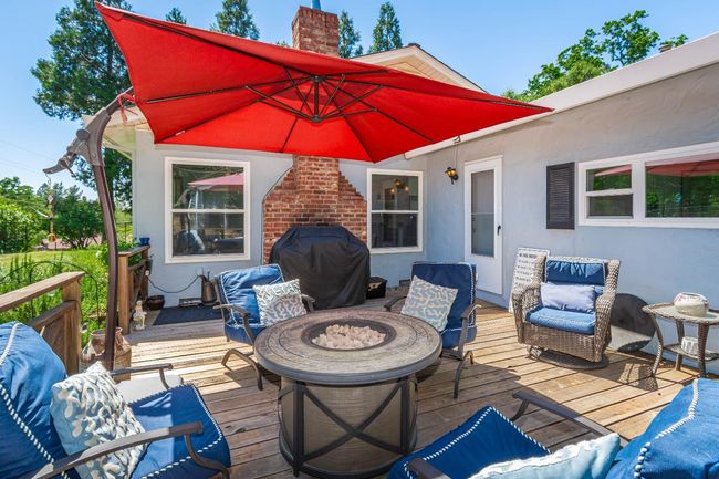 581 Crestview Dr, House other with 4 bedrooms, 1 bathrooms and null parking in Diamond Springs CA | Image 32