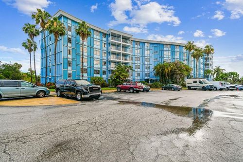 apt-311-3315 58th Ave S, St Petersburg, FL, 33712-4515 | Card Image