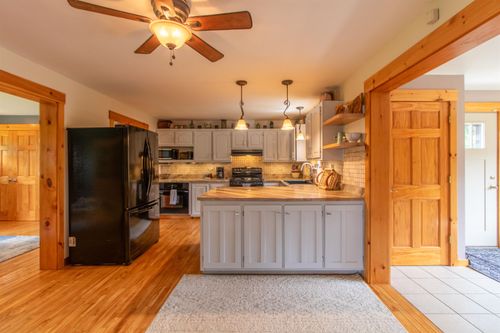 190 Lakeview Drive, Derby, VT, 05855 | Card Image