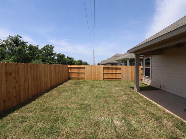31911 Splendor Dr, House other with 4 bedrooms, 2 bathrooms and 2 parking in Fulshear TX | Image 21