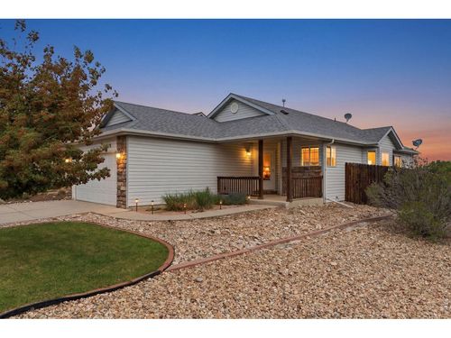 1530 Walnut St, Windsor, CO, 80550-7900 | Card Image