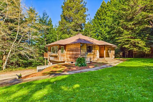 230 Blue Blossom Ln, Eureka, CA, 95503-9540 | Card Image