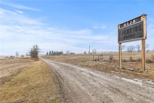 6128 Highway 3, Canfield, ON, N0A1C0 | Card Image